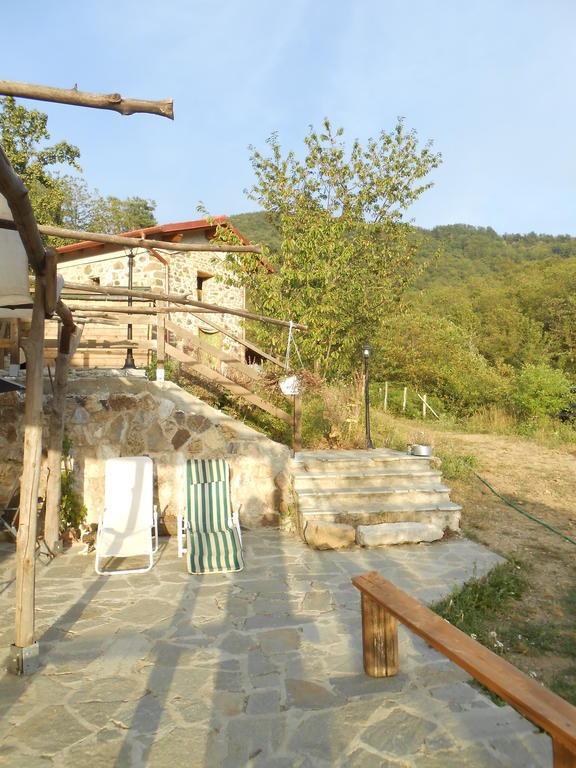 Azienda Agrituristica Risveglio Naturale Varese Ligure Dış mekan fotoğraf